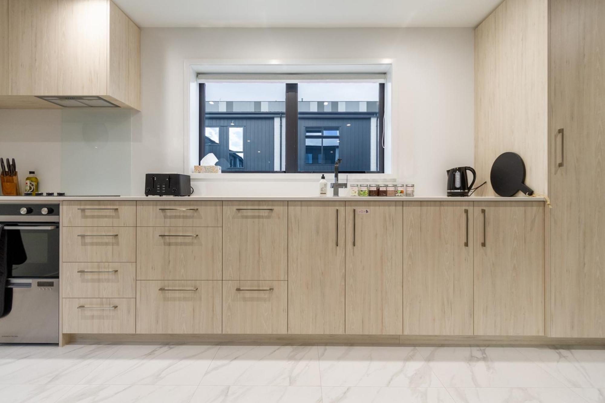 Discover Elegance - New Central Haven. 3 Bedroom Christchurch Ngoại thất bức ảnh